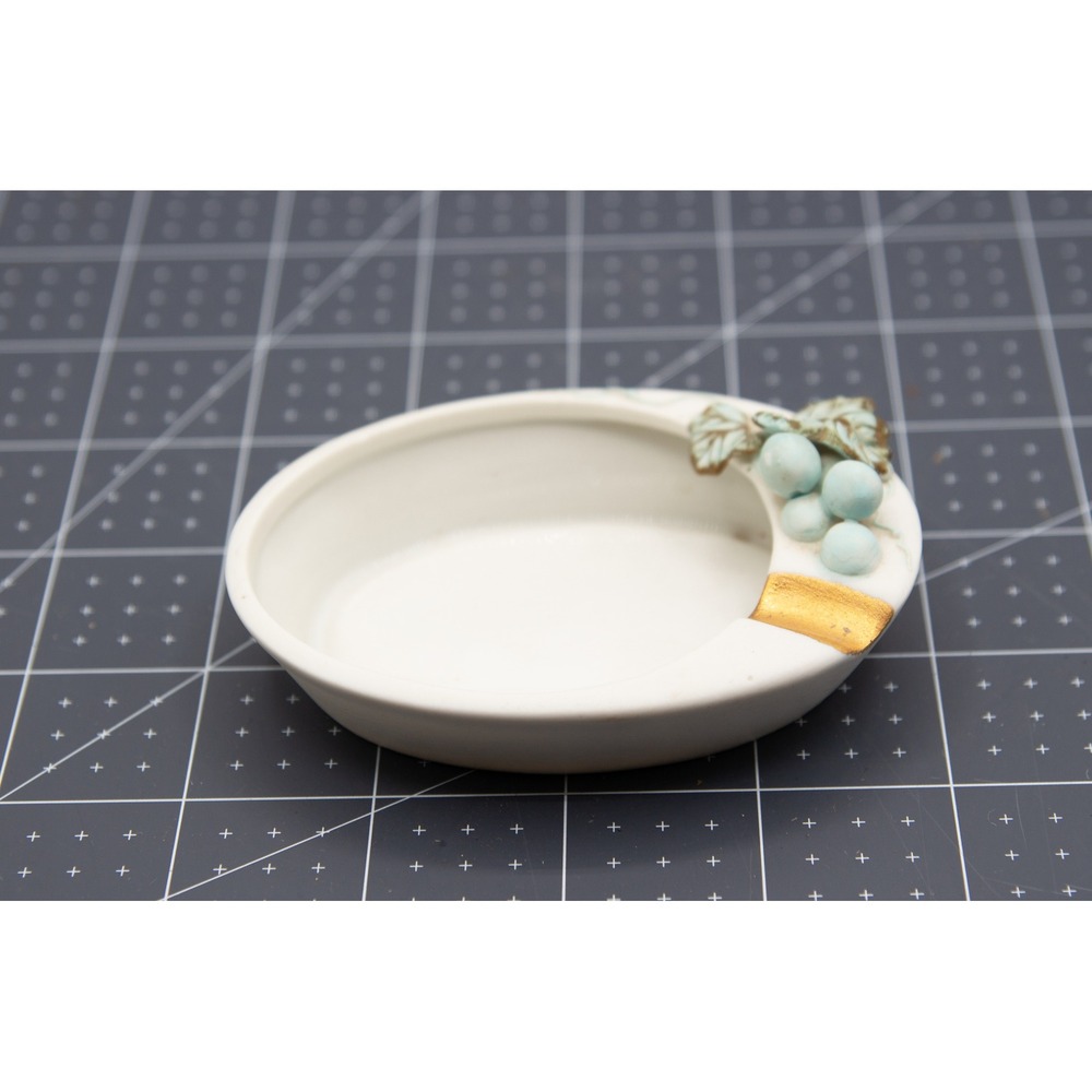 Vintage Lefton China Hand Painted Porcelain Grape Trinket Dish Ashtray Gold 2458